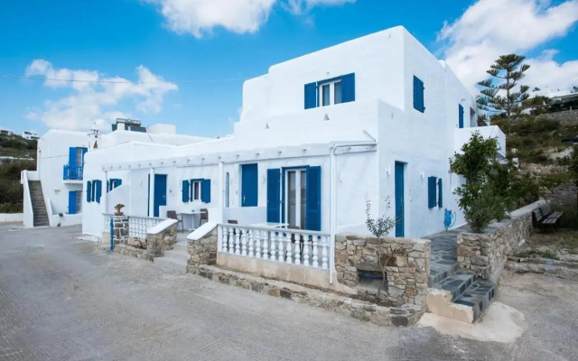 Marinas Studios