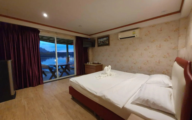 Golden Dragon Resort