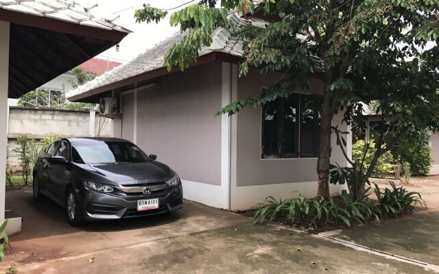 Baan Ruankaew Resort