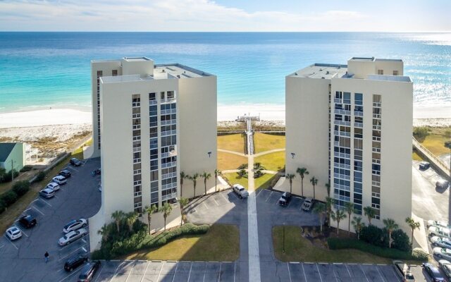 Shoreline Towers 2074 2 Bedroom Condo by RedAwning