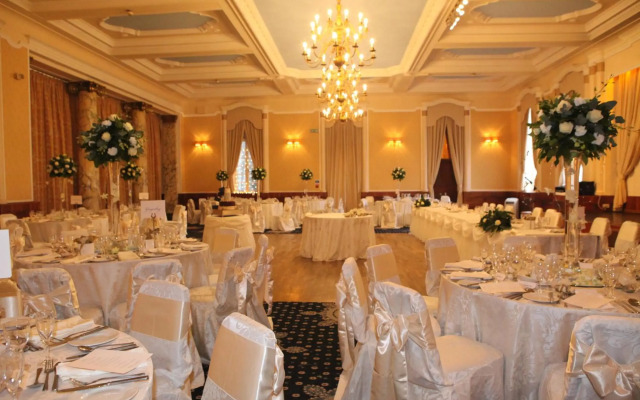 Golden Lion Hotel