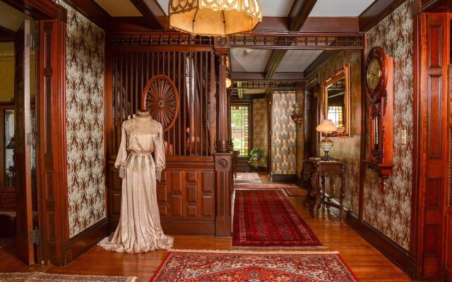 The Towers Bed & Breakfast