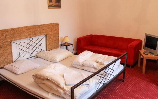 Hostel 2962