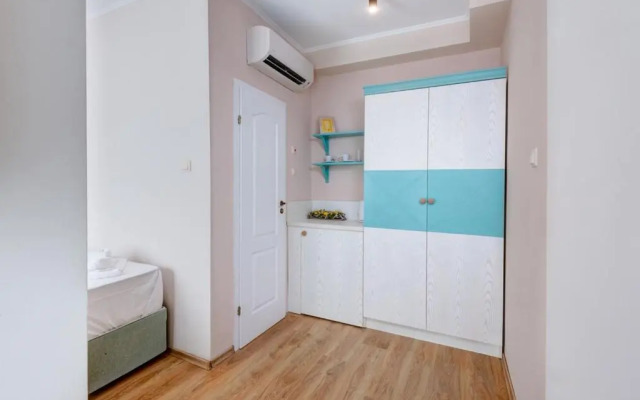 Aparthotel Izida Palace