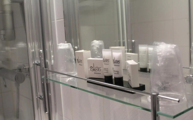 Avia Saphir Montparnasse