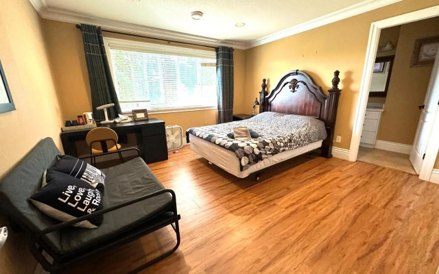 Vancouver Luxury Homestay