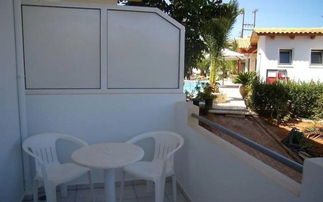 Elpida Apartments