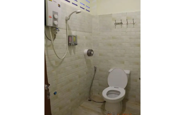 Counting Sheeps At CNX - Adults Only