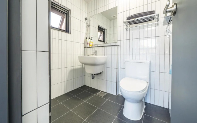 Yeosu Nangmanstay Pension