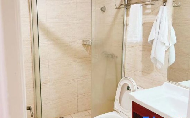 Shishi Xinyuan Business Hotel – Bathroom – Quanzhou