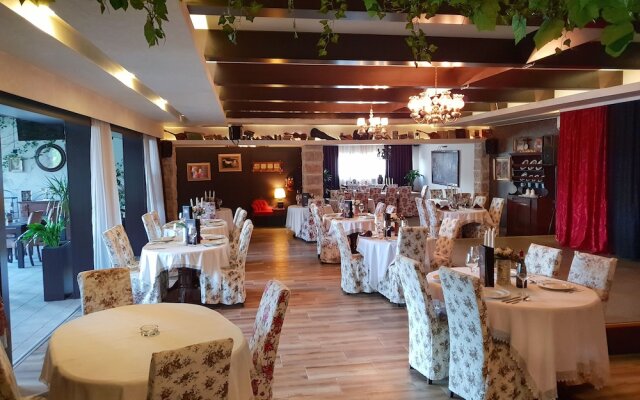 Hotel Opera Jaz