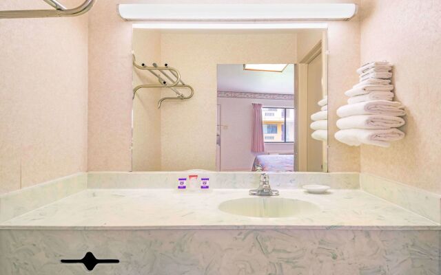 OYO Hotel San Antonio East