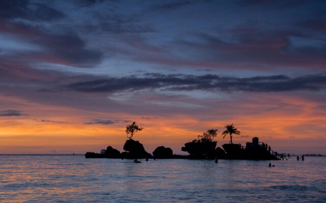 Bamboo Beach Resort