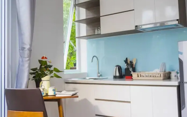 Spring Light Apartment