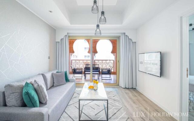 LUX - IBN Battuta Residence