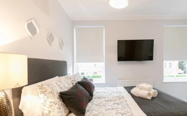 11 Helena House