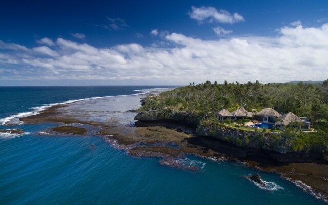 Wavi Island Villas