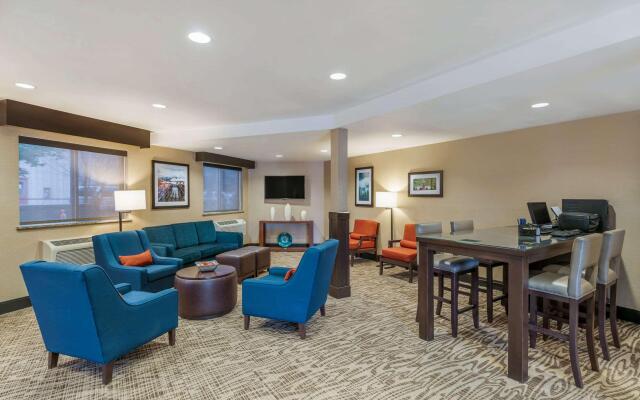 Comfort Inn University