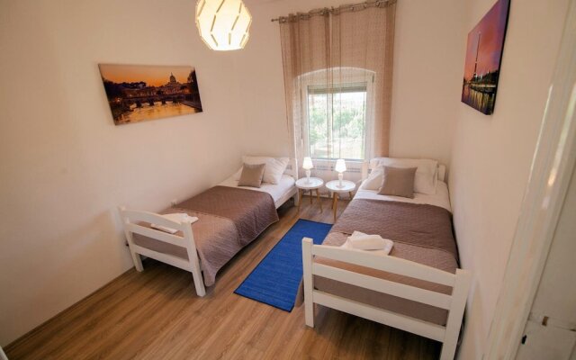 Holiday Home With two Sleeping Rooms