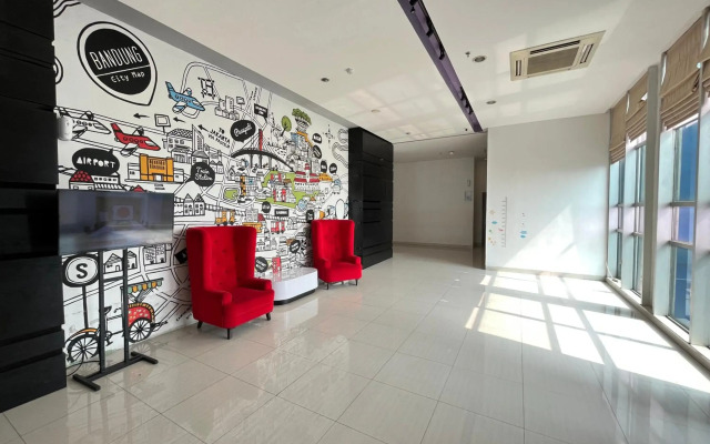 FOX Lite Metro Indah Bandung
