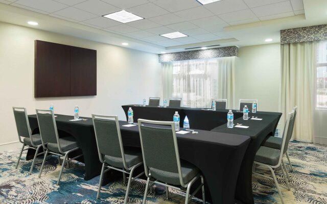 Homewood Suites by Hilton Tampa Airport - Westshore