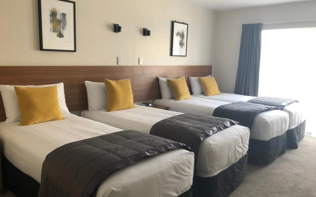 The Victoria Hotel Dunedin