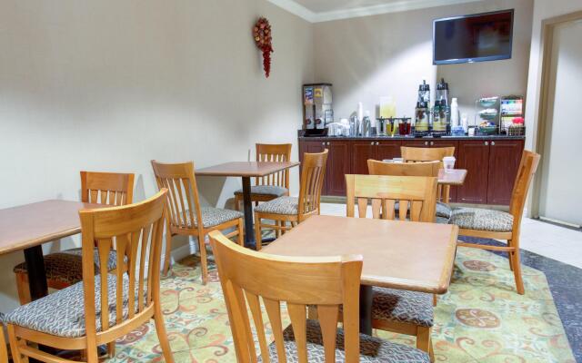 Holiday Inn Express & Suites Mountain View Silicon Valley by IHG