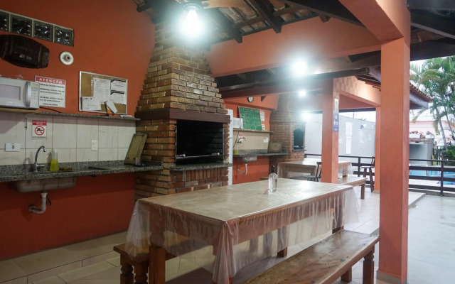 Apartamento Duplex a 100 metros da Praia de Boracéia