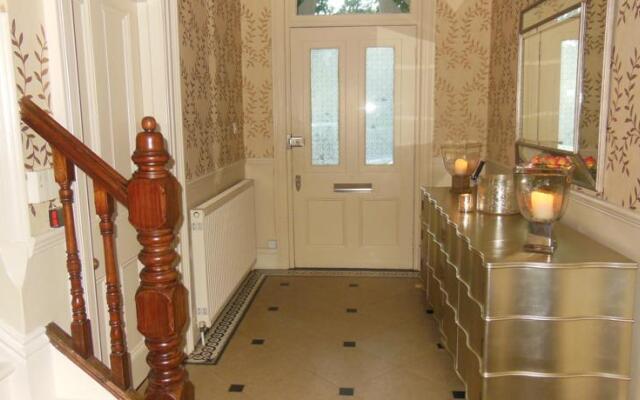 Bed  Breakfast London Organic
