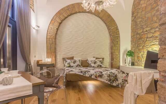 Colosseum Romantic Flat