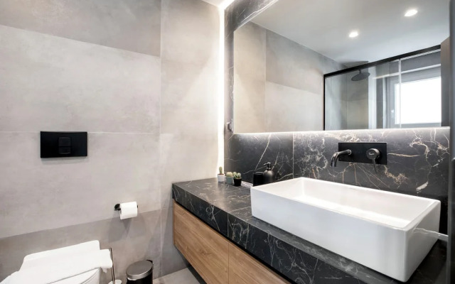 Astoria -Luxury 2-BR Apartment in Athens