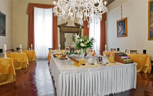 All Suites Palazzo Magnani Feroni