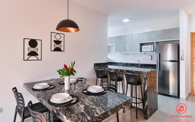 BH15: Apto charmoso com piscina e churrasqueira