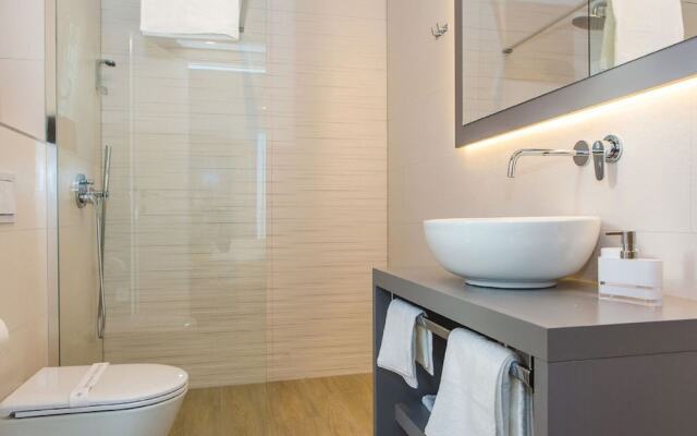 Luxurious Villa in Kaštel Gomilica With Pool