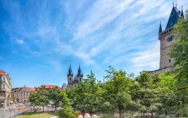 Mikulášská 6 - Old Town Square View Apartments