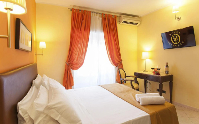 Hotel Tuscolana