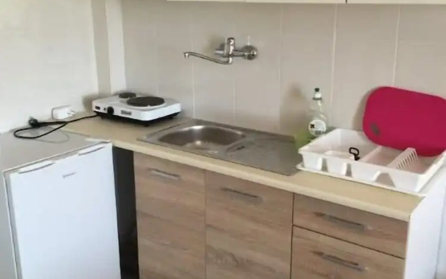 Alexandros Apartments