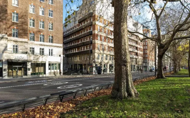 Zedwell Underground Hotel Park Lane