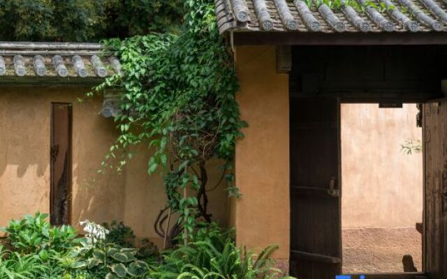 Yundu Shaxi Courtyard