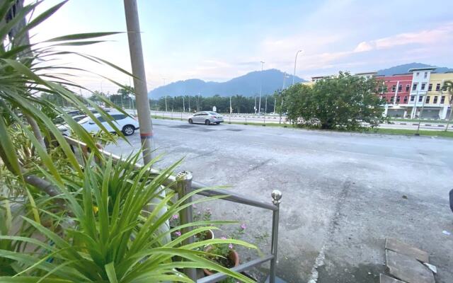 OYO 89715 CK Hotel 2