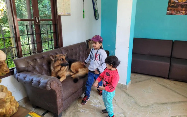 Goroomgo Sweet Sunset Resort Nainital