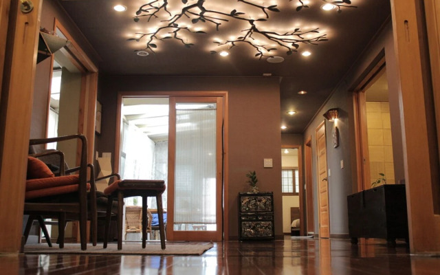 Slow Tree House Hongdae - Caters to Women