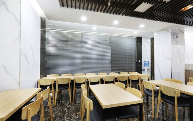 Incheon (Wolmido) Grand Suite Hotel