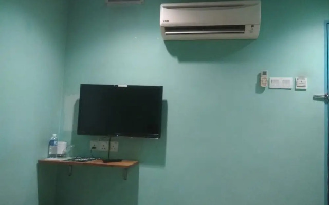 OYO 89773 New Eastern Hotel