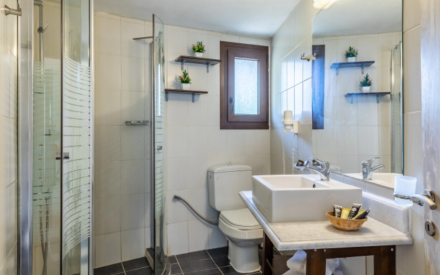 Skopelos Holidays Hotel & Spa