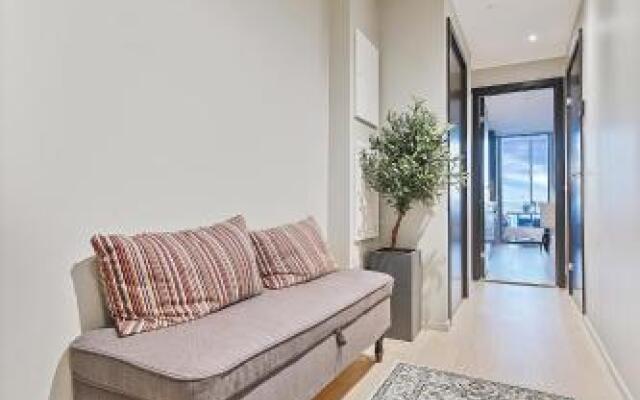 Wright Apartments - Barcode