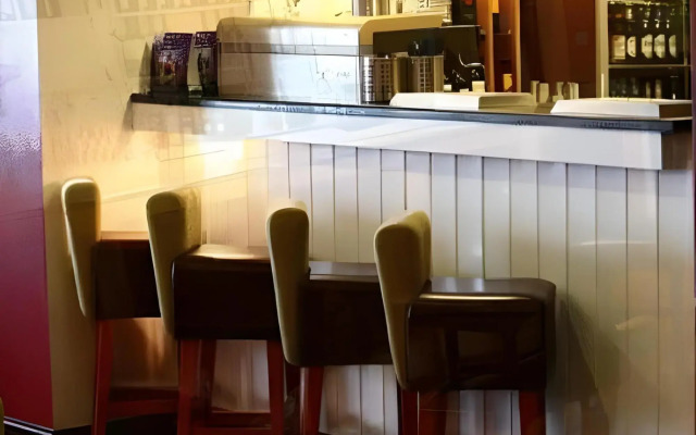 Dovey Inn