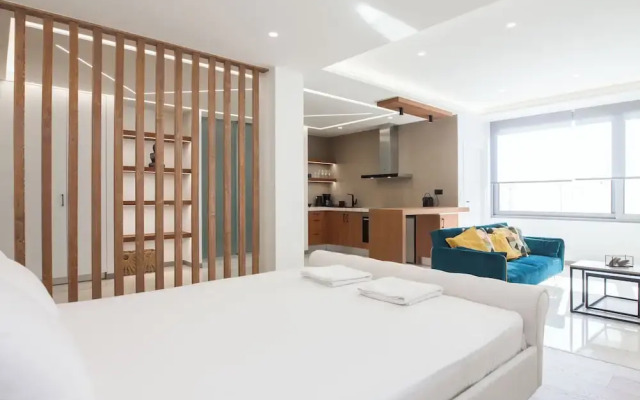 Stylish Modern Suite at Piraeus Port