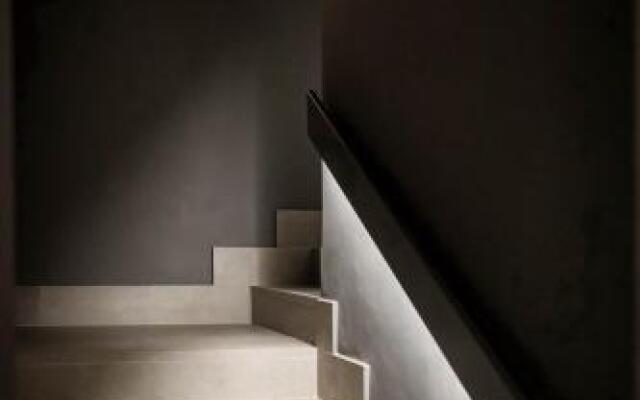 Reina 107 Beach Boutique