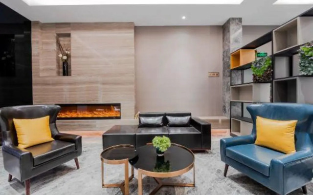 Home Inn Shanghai Bund Temple